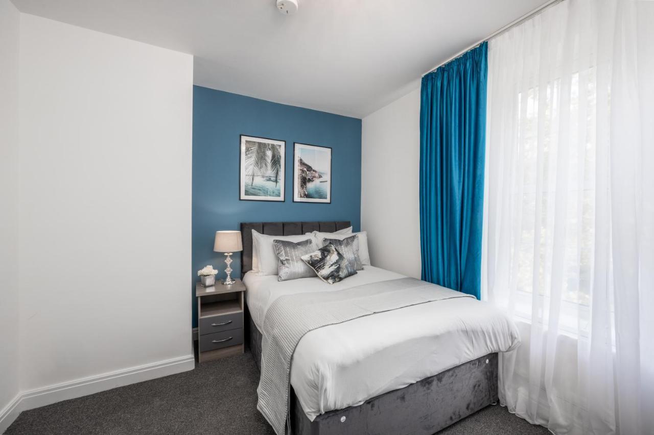 Cosy 4-Bedroom Apartment Next To Borough London Exterior photo